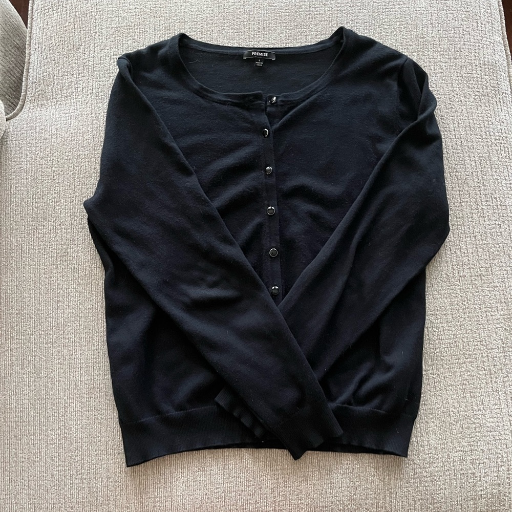 Black cardigan size L